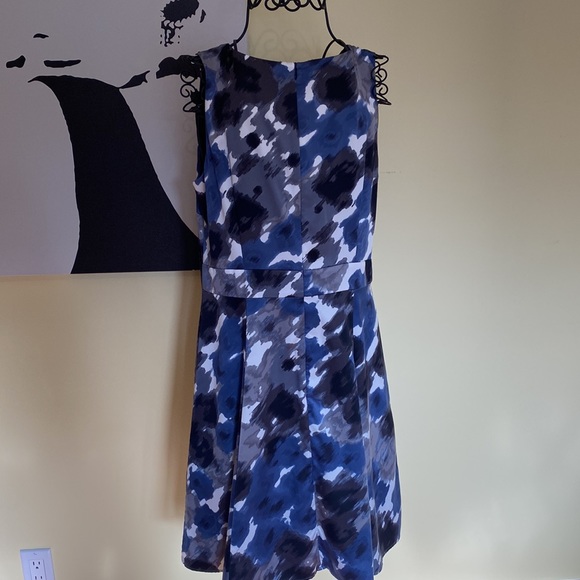 Esprit Collection Blue and White Watercolour Pattern Fit and Flare Dress - Sz 10 - Picture 3 of 10